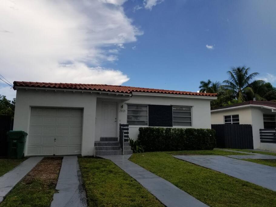 My Lovely Home In Miami 15 Minutes From The Beach Bagian luar foto