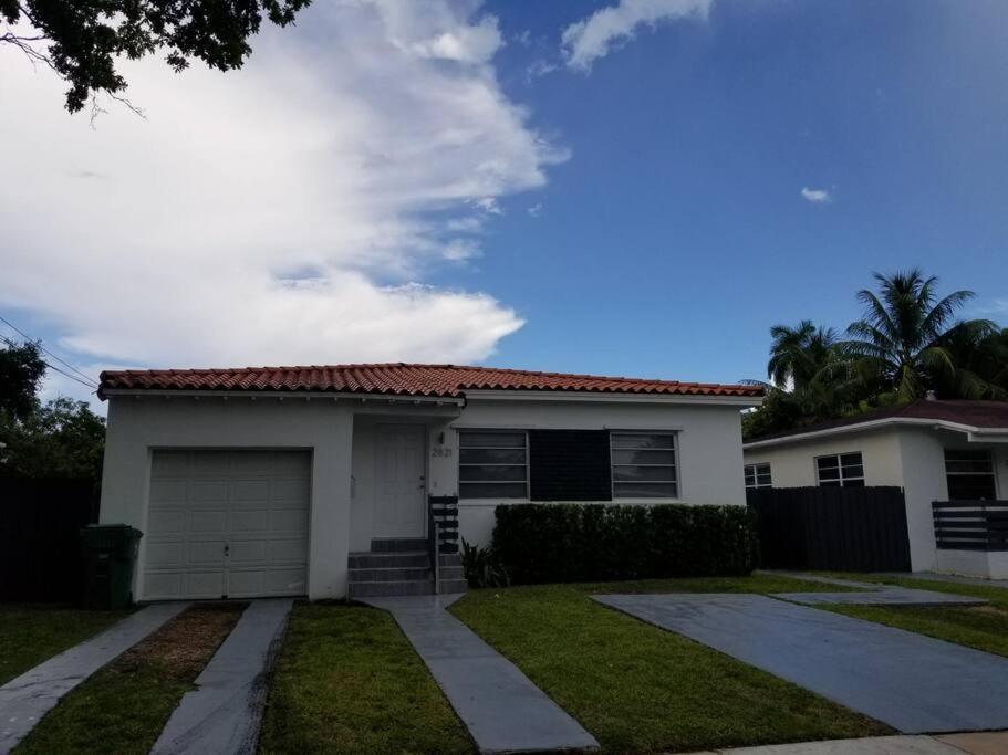 My Lovely Home In Miami 15 Minutes From The Beach Bagian luar foto
