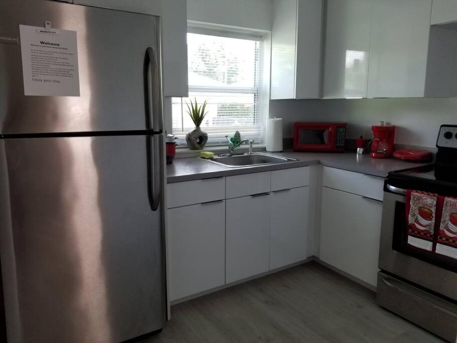 My Lovely Home In Miami 15 Minutes From The Beach Bagian luar foto