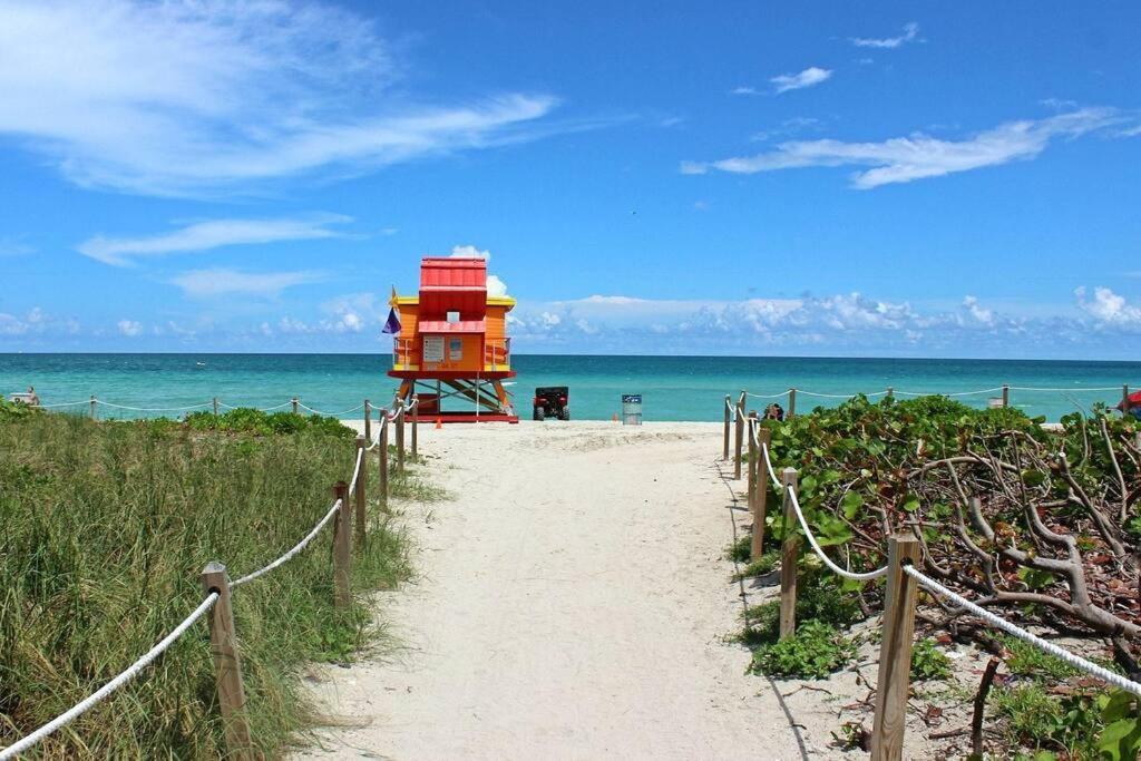 My Lovely Home In Miami 15 Minutes From The Beach Bagian luar foto